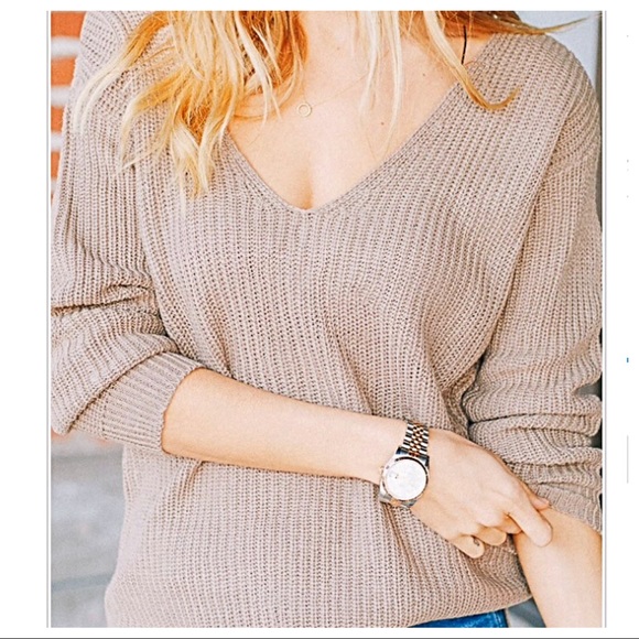 ✨LAST ONE ✨Loose  criss cross back mocha sweater - Picture 8 of 8